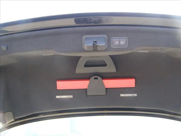 Audi A8 6,3 L W12 FSI quattro Tiptron - foto 45