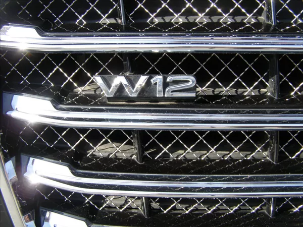 Audi A8 6,3 L W12 FSI quattro Tiptron - foto 58