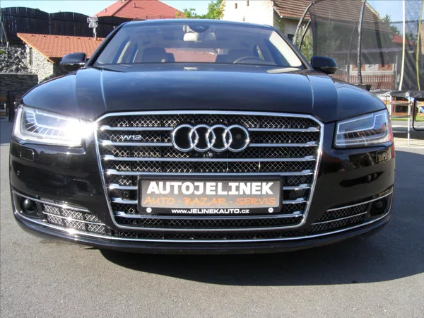 Audi A8 6,3 L W12 FSI quattro Tiptron - foto 8
