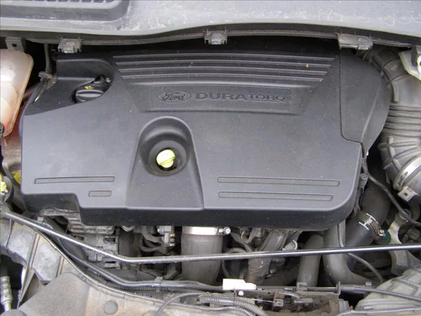 Ford Kuga 2,0 150PS PANORAMA - foto 33