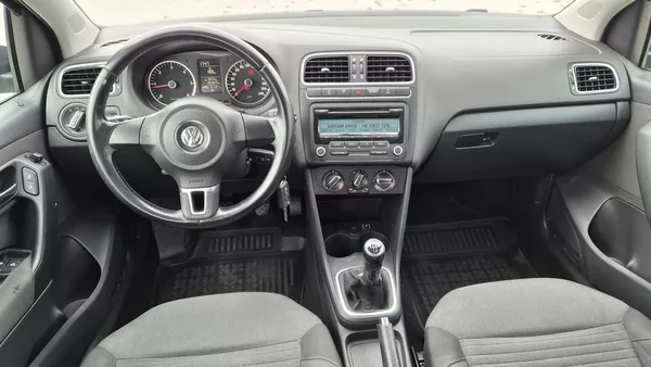 Volkswagen Polo 1.6 TDi PO VELKÉM SERVISU - foto 12