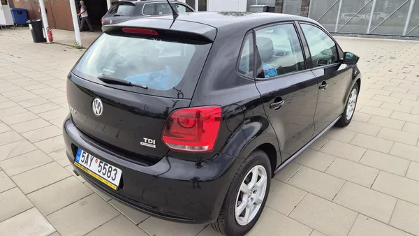 Volkswagen Polo 1.6 TDi PO VELKÉM SERVISU - foto 7