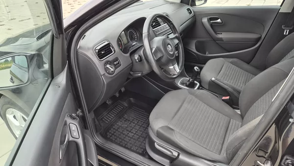 Volkswagen Polo 1.6 TDi PO VELKÉM SERVISU - foto 9