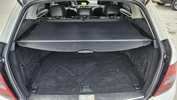 Mercedes-Benz Třídy C 2.2CDi AUT AVANDGARDE - foto 18