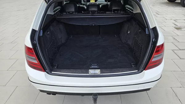 Mercedes-Benz Třídy C 2.2CDi AUT AVANDGARDE - foto 19