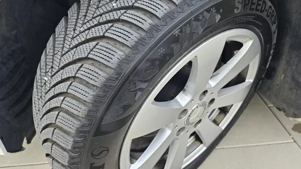 Mercedes-Benz Třídy C 2.2CDi AUT AVANDGARDE - foto 22