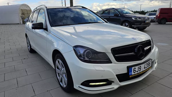 Mercedes-Benz Třídy C 2.2CDi AUT AVANDGARDE - foto 3