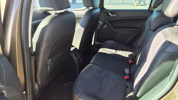 Škoda Yeti 2,0TDi 4x4 DSG 125KW TOP! - foto 10