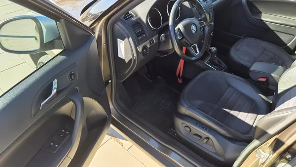 Škoda Yeti 2,0TDi 4x4 DSG 125KW TOP! - foto 13