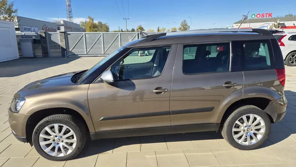 Škoda Yeti 2,0TDi 4x4 DSG 125KW TOP! - foto 5