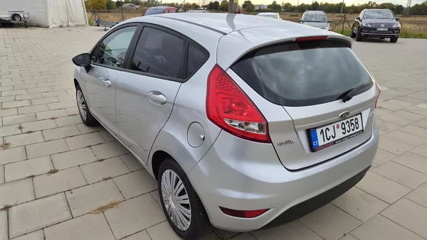 Ford Fiesta 1.25i KLIMA po servisu - foto 7