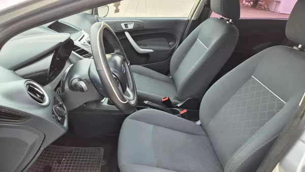 Ford Fiesta 1.25i KLIMA po servisu - foto 9