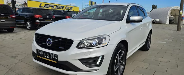 Volvo XC60 2.0 D4 133KW R-Design - foto 2