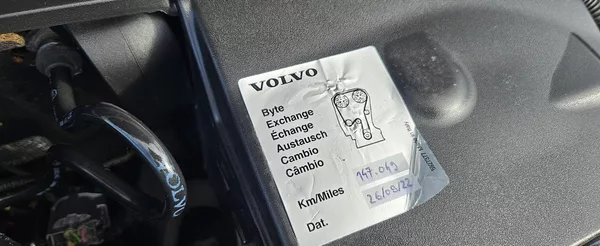 Volvo XC60 2.0 D4 133KW R-Design - foto 31