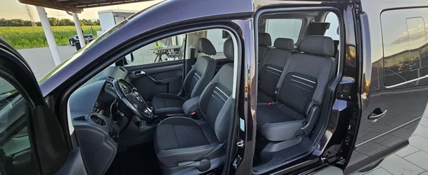 Volkswagen Caddy 1.6 TDI Maxi Cup 7.Míst Navi - foto 10