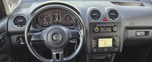 Volkswagen Caddy 1.6 TDI Maxi Cup 7.Míst Navi - foto 13