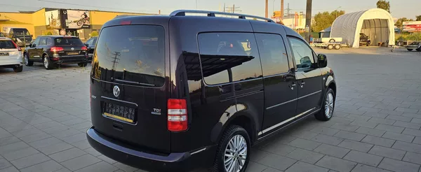 Volkswagen Caddy 1.6 TDI Maxi Cup 7.Míst Navi - foto 6