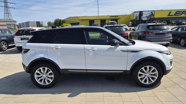 Land Rover Range Rover Evoque 2.0 Td4 SE AWD 9.Kvalt AUT,DPH - foto 15