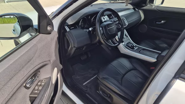 Land Rover Range Rover Evoque 2.0 Td4 SE AWD 9.Kvalt AUT,DPH - foto 19