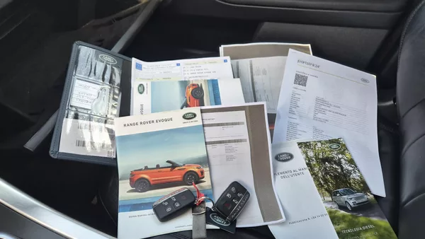 Land Rover Range Rover Evoque 2.0 Td4 SE AWD 9.Kvalt AUT,DPH - foto 2
