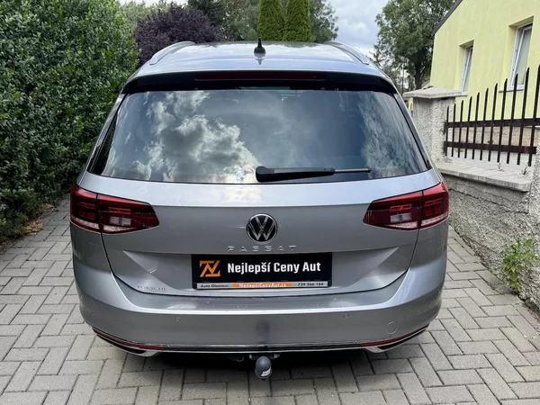 Volkswagen Passat 2.0Tdi 110kW ELEGANCE ACC TAŽN - foto 16