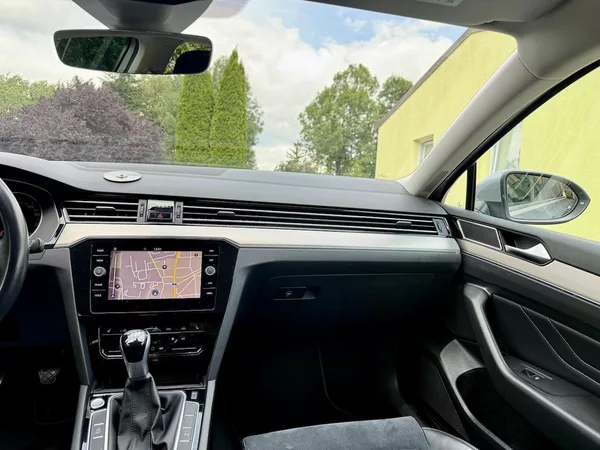 Volkswagen Passat 2.0Tdi 110kW ELEGANCE ACC TAŽN - foto 7