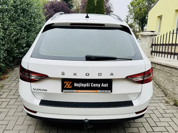 Škoda Superb 2.0TDi 110kW STYLE ČR TAŽNÉ - foto 16