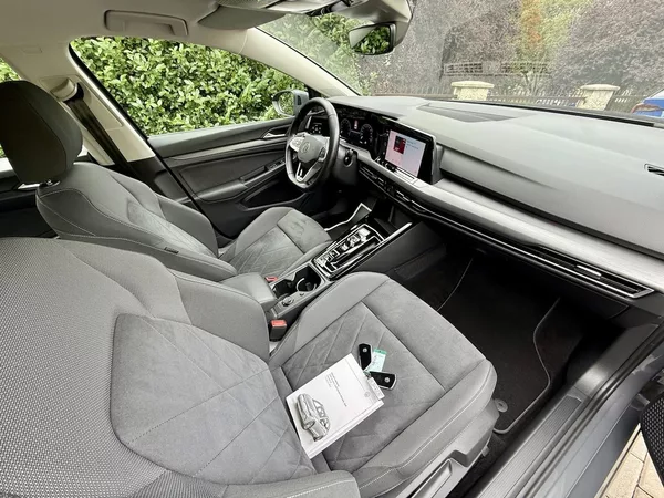 Volkswagen Golf 1.5 eTSI 110 kW mHEV Style DSG - foto 4