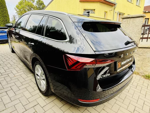 Škoda Octavia 1.5TSi 110kW STYLE PO SERVISE - foto 14