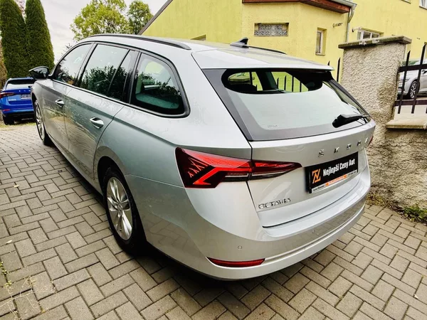 Škoda Octavia 2.0TDi 85kW Koup.ČR,TAŽNÉ - foto 14