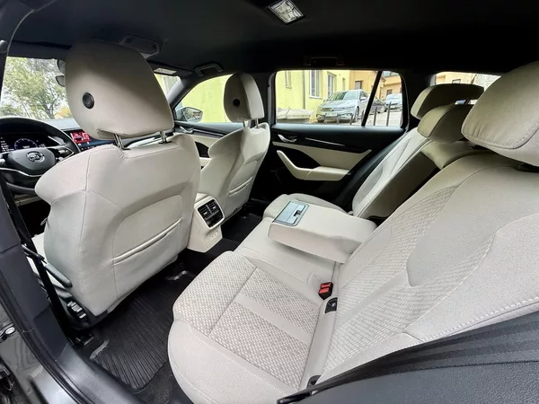 Škoda Octavia 2.0TDi 110kW STYLE Koup.ČR,DPH - foto 10