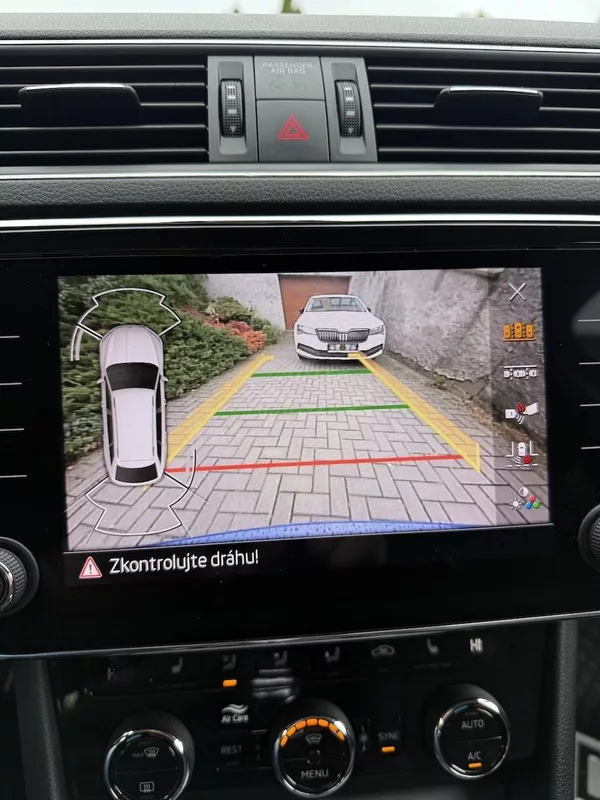 Škoda Superb 2.0 Tdi 147kW 4x4 STYLE DSG ČR - foto 17