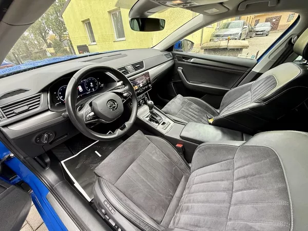 Škoda Superb 2.0 Tdi 147kW 4x4 STYLE DSG ČR - foto 8