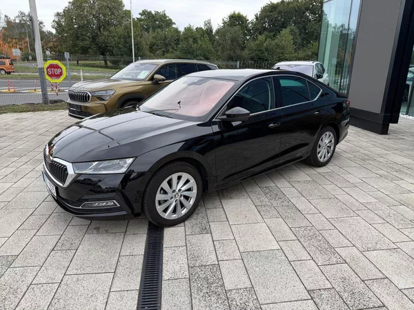 Škoda Octavia Style 2,0TDI 110kW DSG Matrix - foto 4
