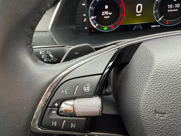 Škoda Octavia Style 2,0TDI 110kW DSG Matrix - foto 6