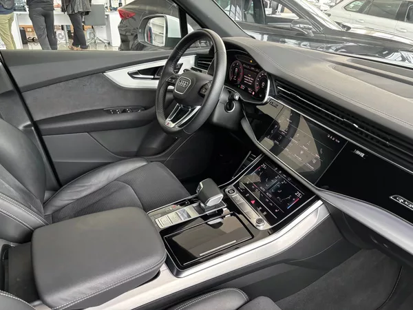 Audi Q7 FL S-line 50TDI 210kW Tažné - foto 26
