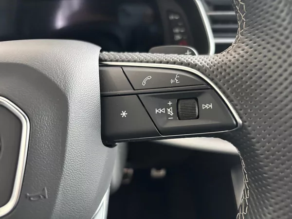 Audi Q7 FL S-line 50TDI 210kW Tažné - foto 8