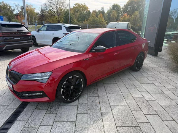 Škoda Superb Sportline 2,0TSI 140kW DSG - foto 4