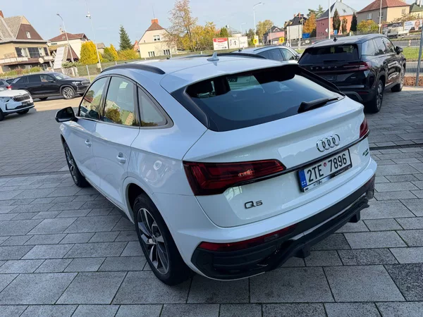 Audi Q5 Advanced 40TDI 150kW Sportback - foto 3