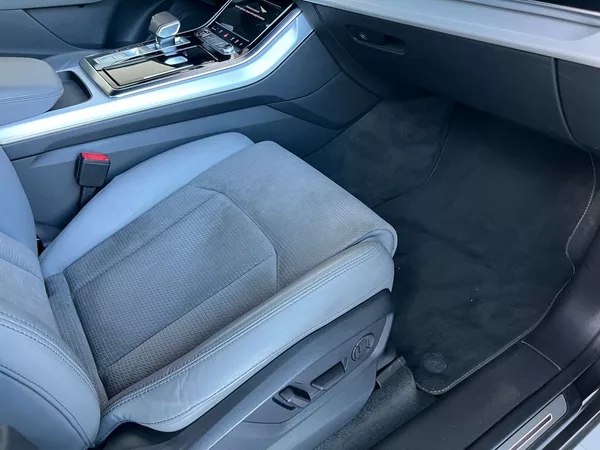Audi Q8 S-line 50TDI 210kW - foto 19
