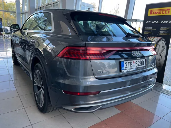Audi Q8 S-line 50TDI 210kW - foto 4