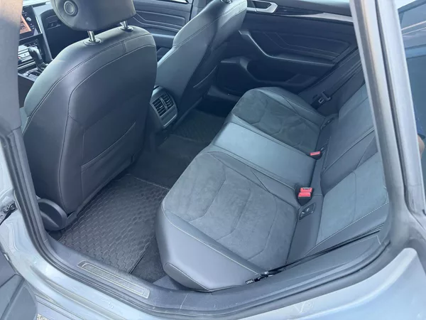 Volkswagen Arteon Shooting Brake R-line 2,0TDI 147kW Tažné Zár - foto 14