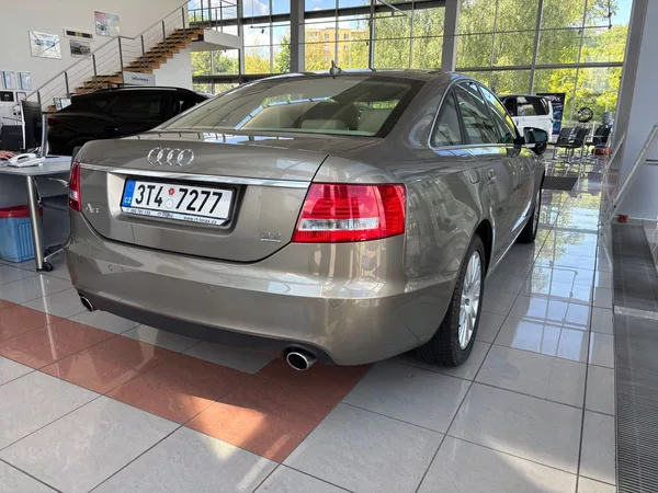 Audi A6 3,6FSI 188kW Quattro - foto 4