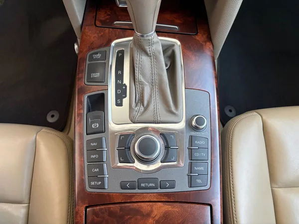Audi A6 3,6FSI 188kW Quattro - foto 8