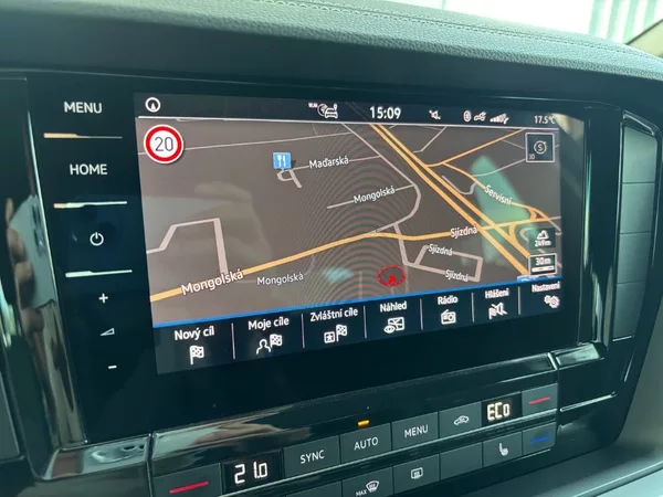 Volkswagen Touareg 3.0 TDI 170kW Tiptronic - foto 12