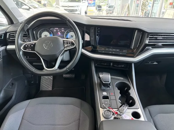 Volkswagen Touareg 3.0 TDI 170kW Tiptronic - foto 17