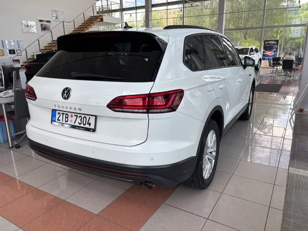 Volkswagen Touareg 3.0 TDI 170kW Tiptronic - foto 4