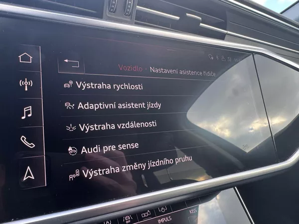 Audi A6 2,0TDI 150kW Tažné, Matrix - foto 16