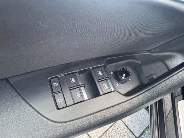 Audi A6 2,0TDI 150kW Tažné, Matrix - foto 5