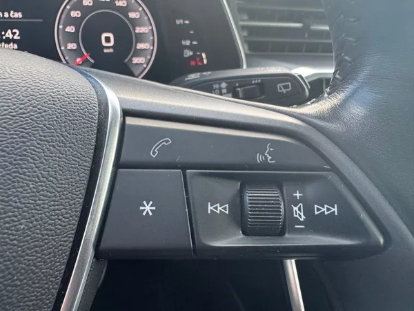 Audi A6 2,0TDI 150kW Tažné, Matrix - foto 8